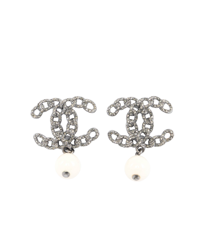 CHANEL CC LOGO CRYSTAL DROP EARRINGS 2.5 CM PEARL CRYSTAL SHW 5577