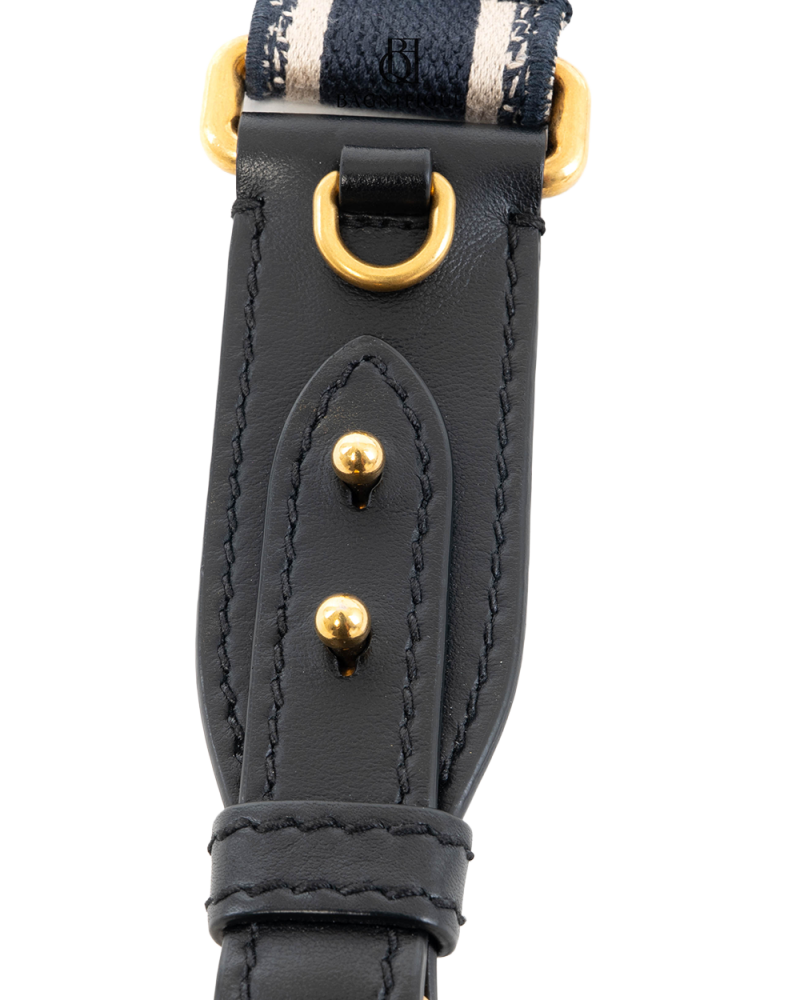 DIOR SHOULDER STRAP WITH RING WHITE NAVY JACQUARD GHW 5622