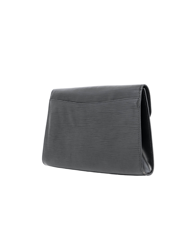 LV CLUTCH BLACK EPI SHW 8906VI 02358
