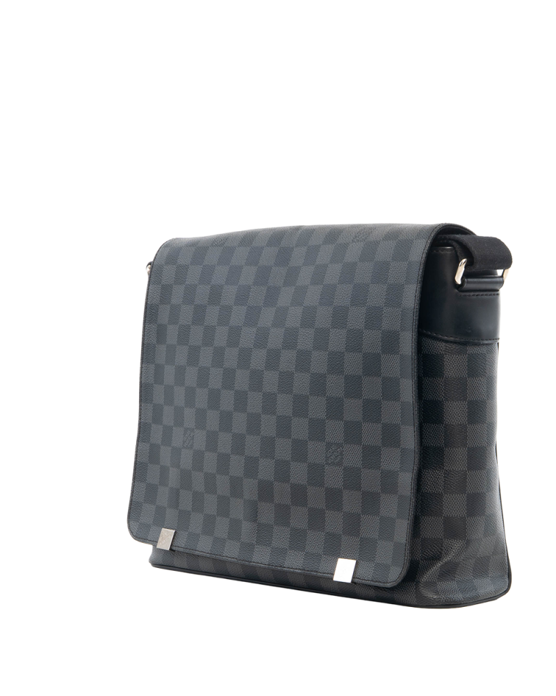 LV DISTRICT MESSENGER GM GRAPHITE DAMIER CANVAS SHW MICROCHIP 3517