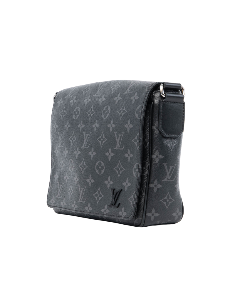 LV DISTRICT MESSENGER PM ECLIPSE MONOGRAM CANVAS SHW MICROCHIP 0503
