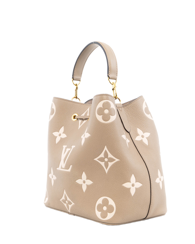 LV NEONOE MM BEIGE GIANT MONOGRAM CALF GHW MICROCHIP 5218
