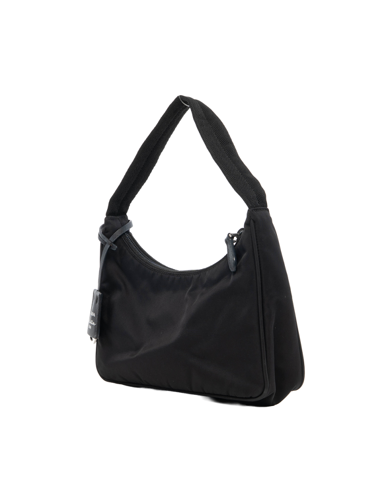PRADA RE EDITION 2000 BLACK NYLON SHW MICROCHIP 7702