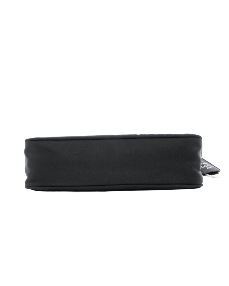 PRADA RE EDITION 2000 BLACK NYLON SHW 0228