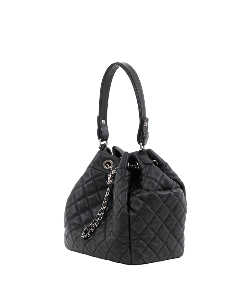 CHANEL BUCKET SMALL BLACK LAMB SHW 23394929 2219