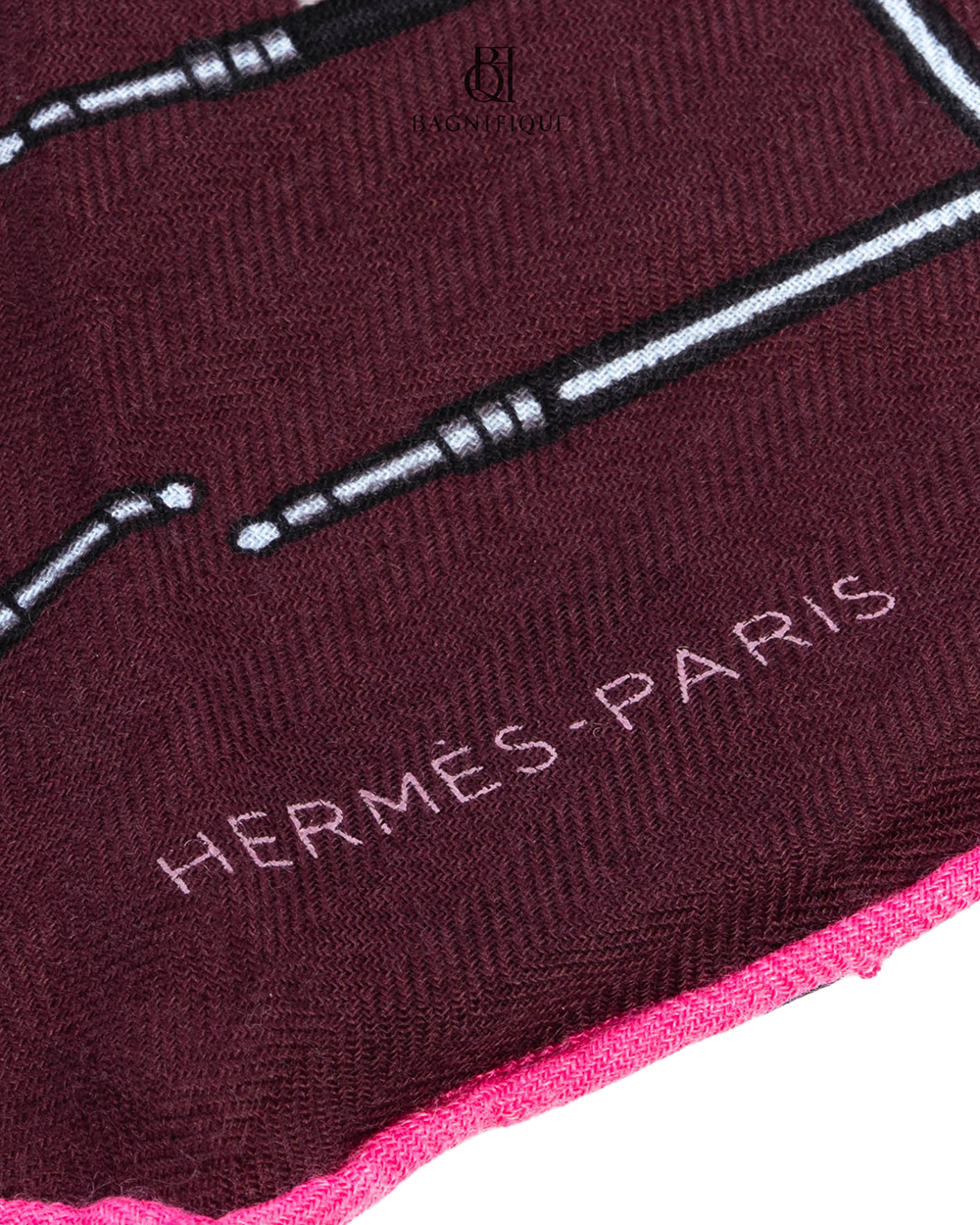HERMES CASHMERE TRIANGLE SCARF PURPLE PINK 7492