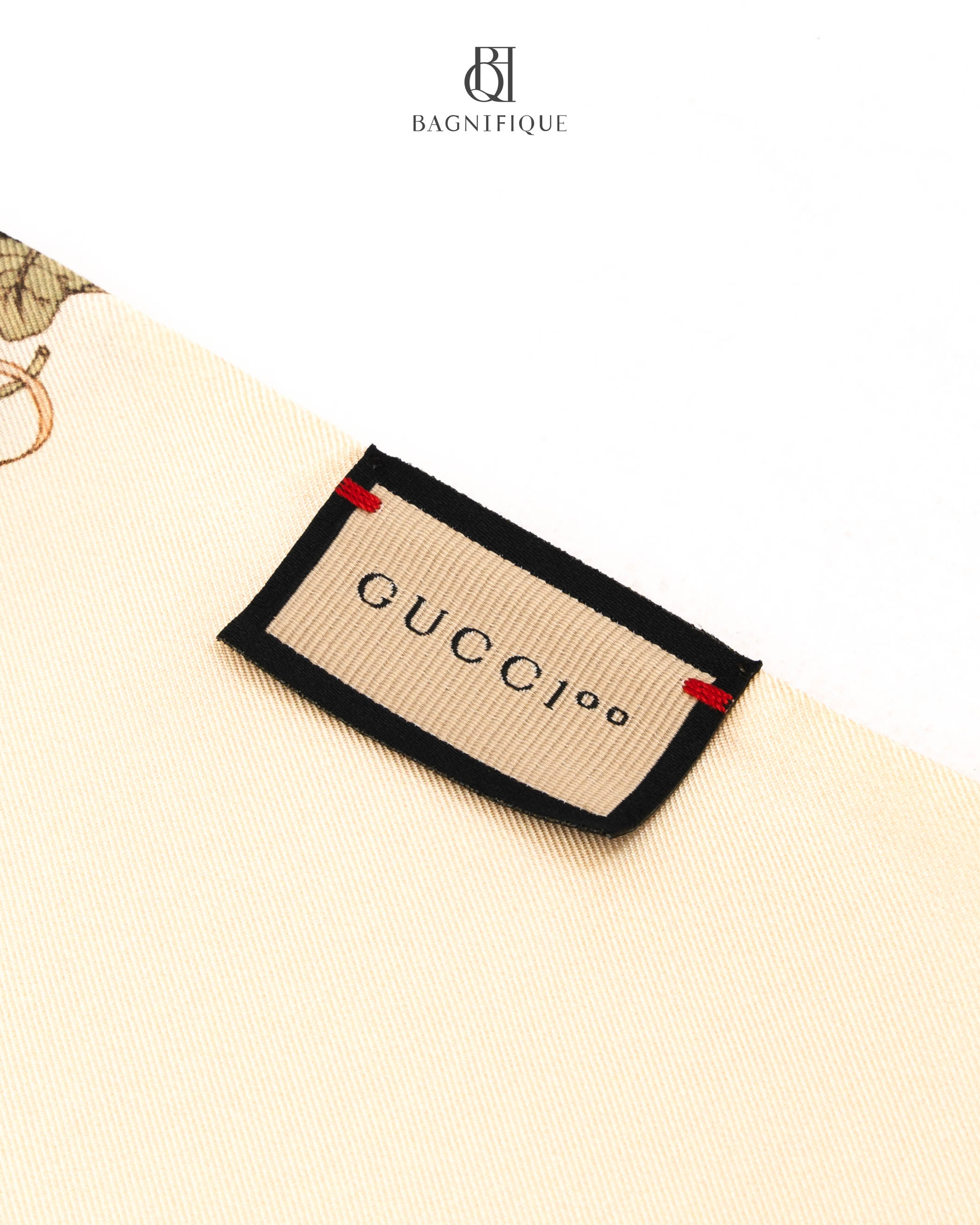 NEW GUCCI SCARF RED SILK 1719